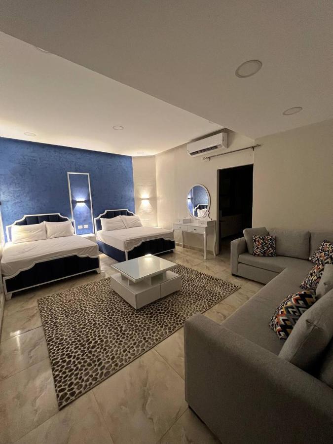 Lucky Hostel Il Il Cairo Esterno foto